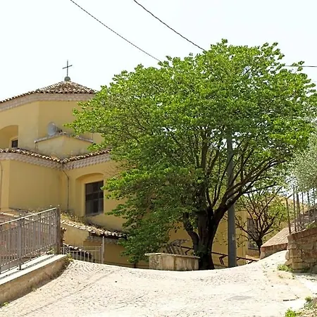 Le Ali Del Vento 住宿加早餐酒店 Cairano